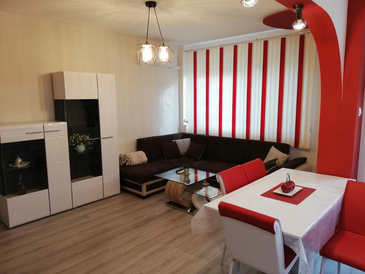 וליקו טורנובו Apartment Ani מראה חיצוני תמונה