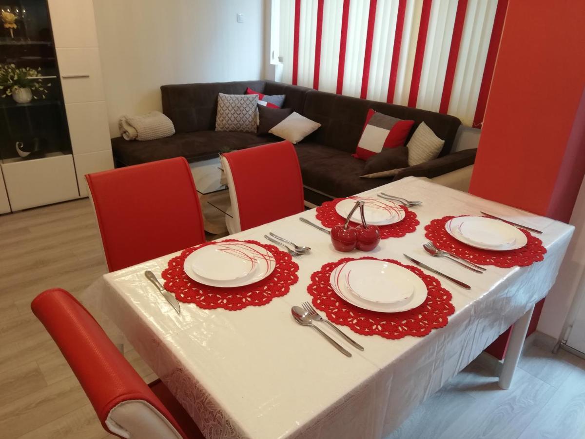 וליקו טורנובו Apartment Ani מראה חיצוני תמונה